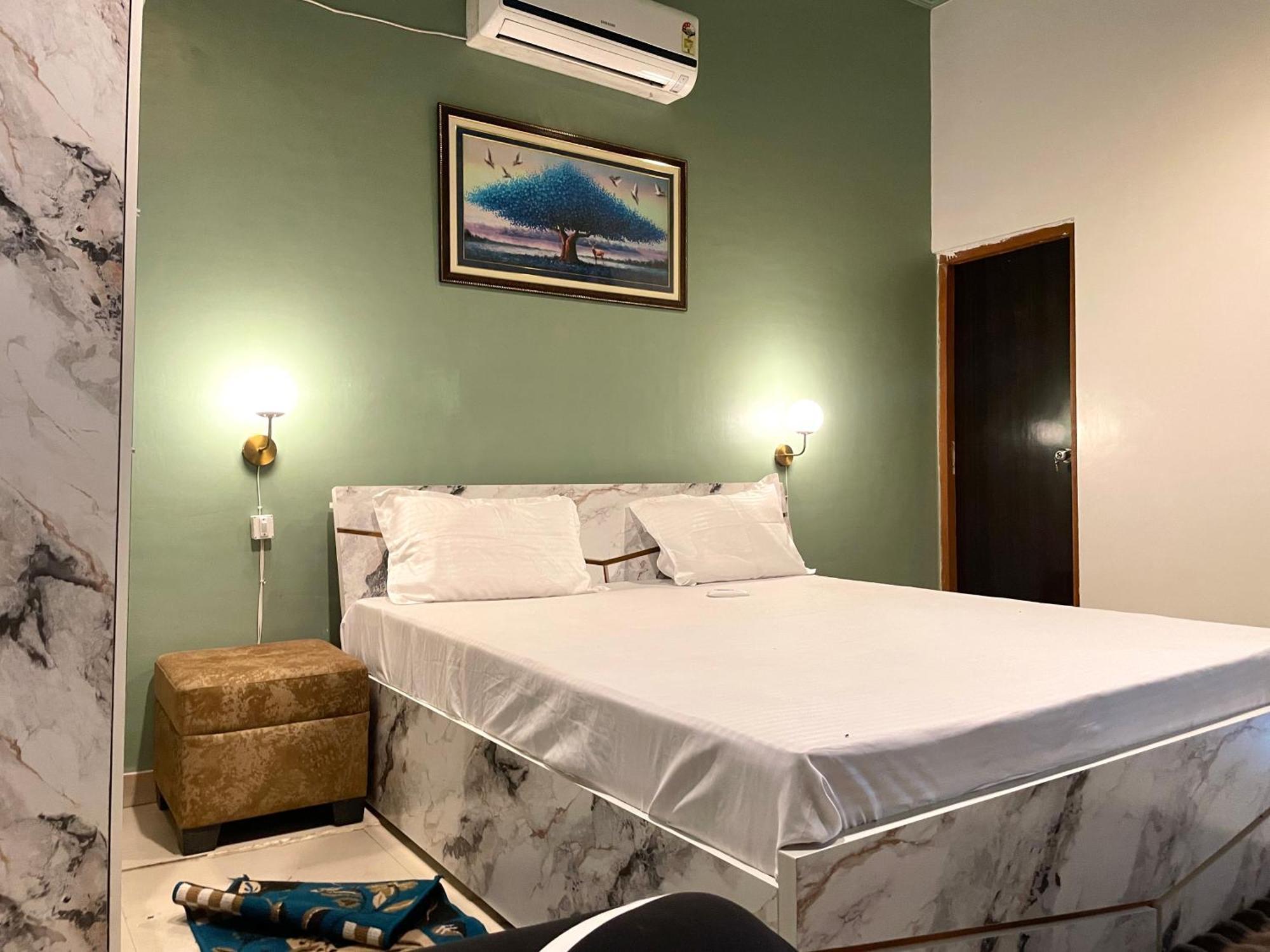 Hotel Ficus 2*